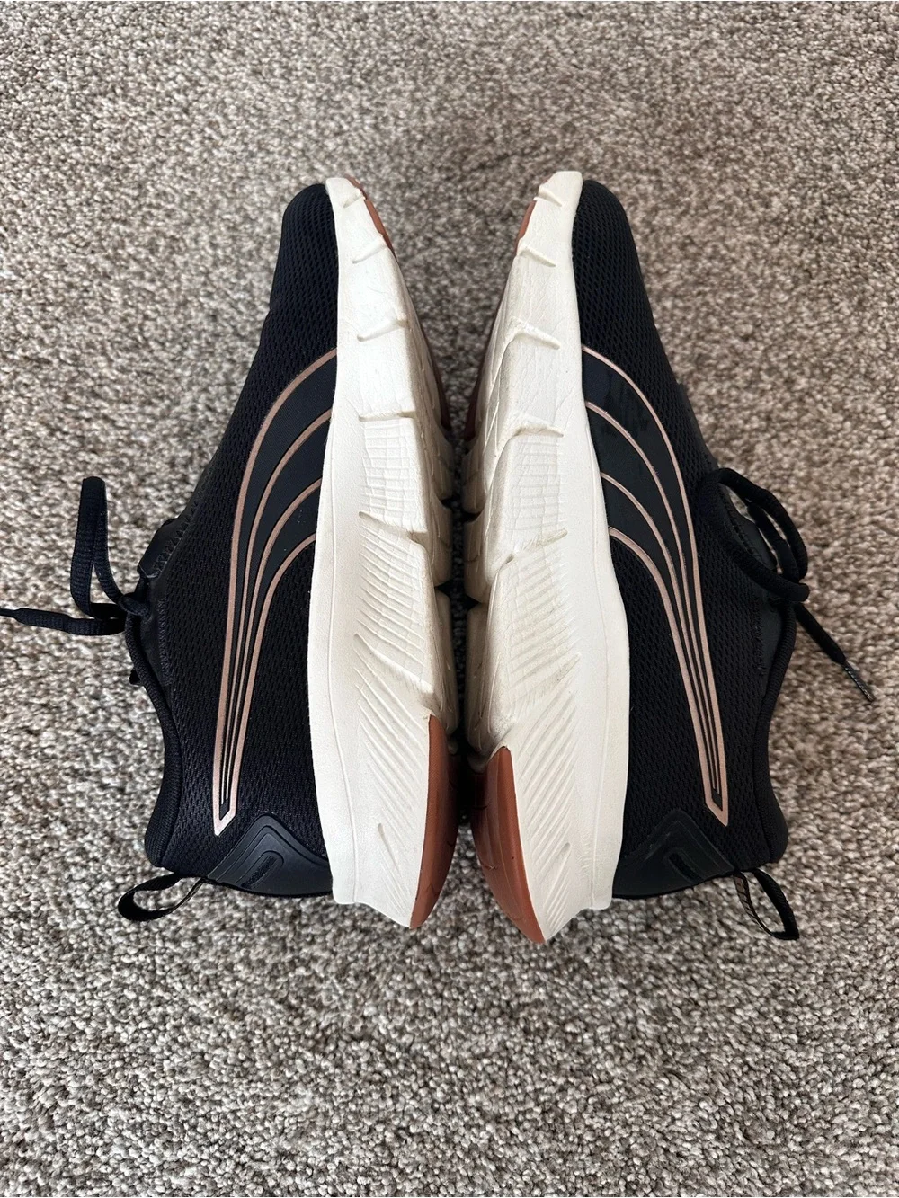 Puma sporty sneakers